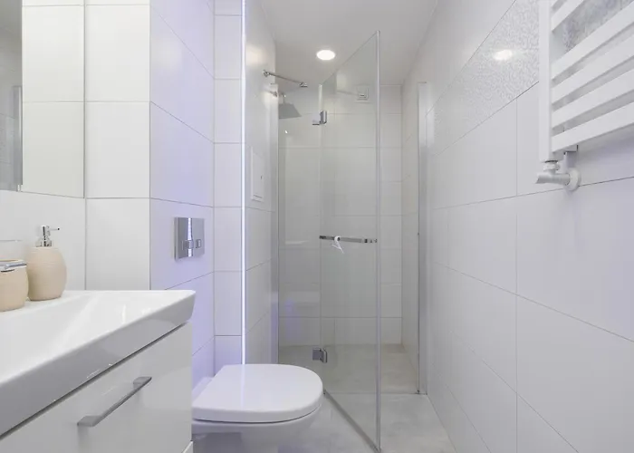 Wczasowa With Balcony Mountain View & Parking In By Renters Apartment Ustron